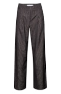 le2002301-black-f