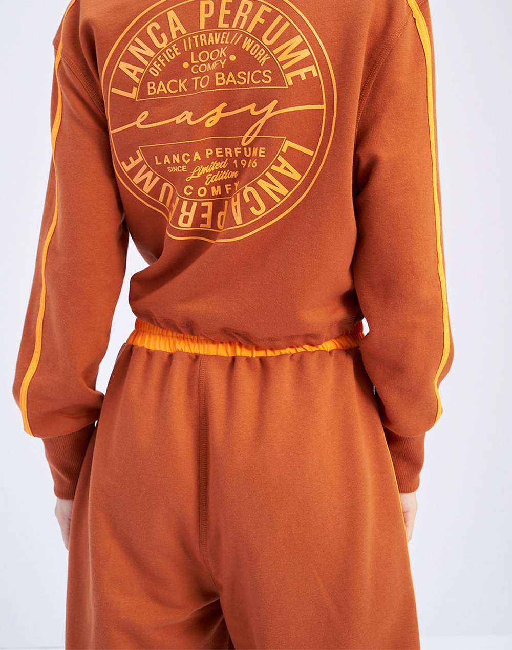 502ml000287-5
